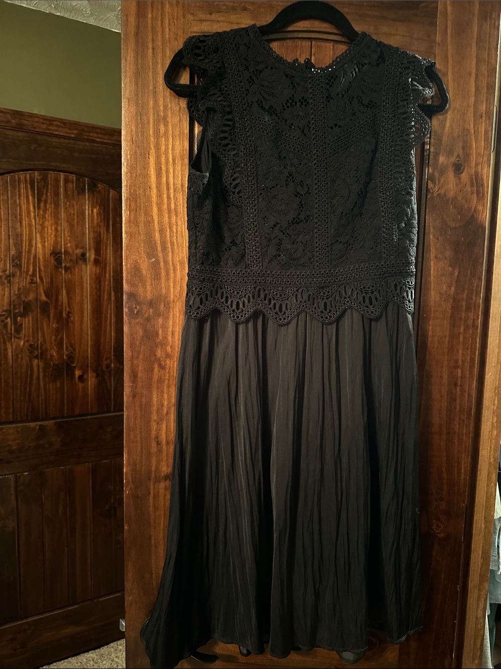 Loft Black Lace Bodice Midi Dress - Elegant Women's Dress